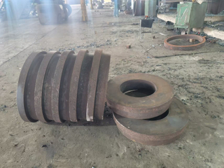 大型鍛件鍛造加工廠-車(chē)輪鍛件有限公司