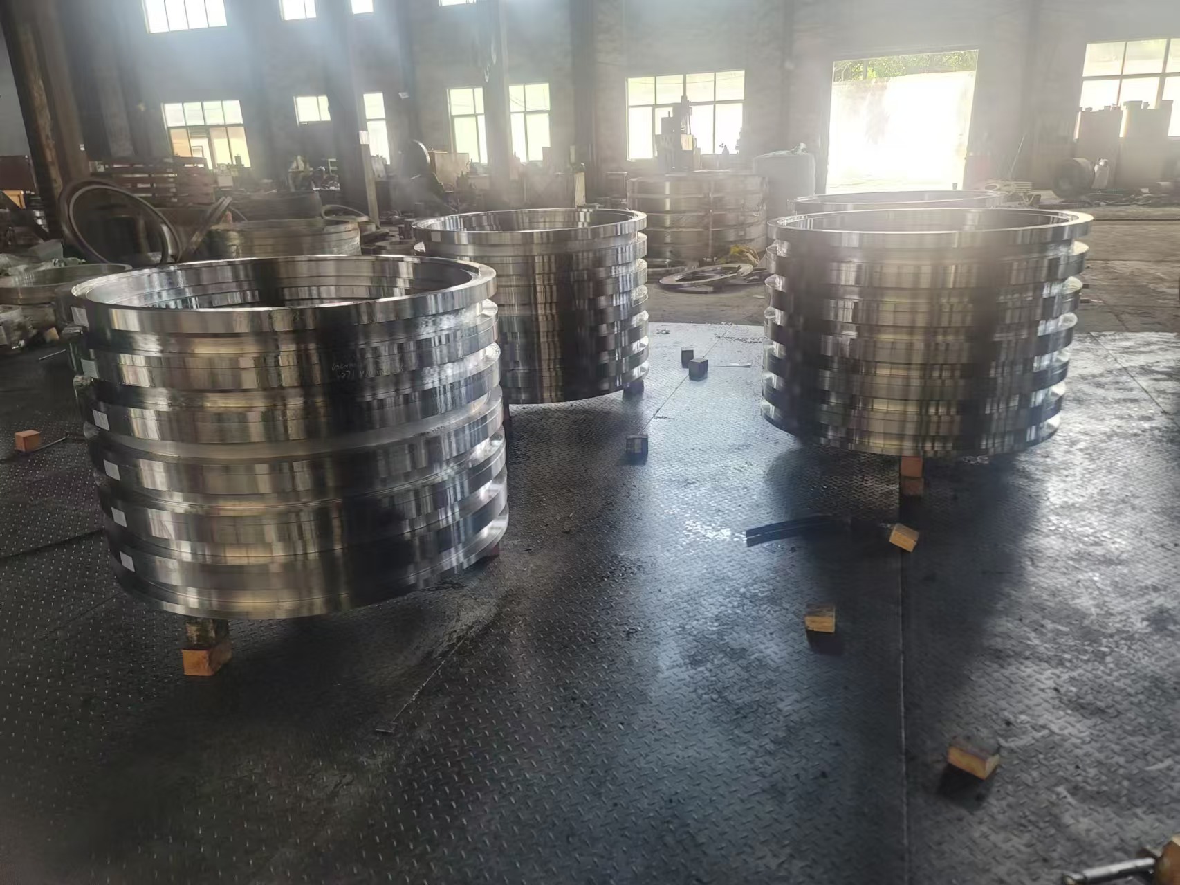 42CrMo齒圈鍛件環(huán)形鍛造加工廠家 輾環(huán) 自由鍛