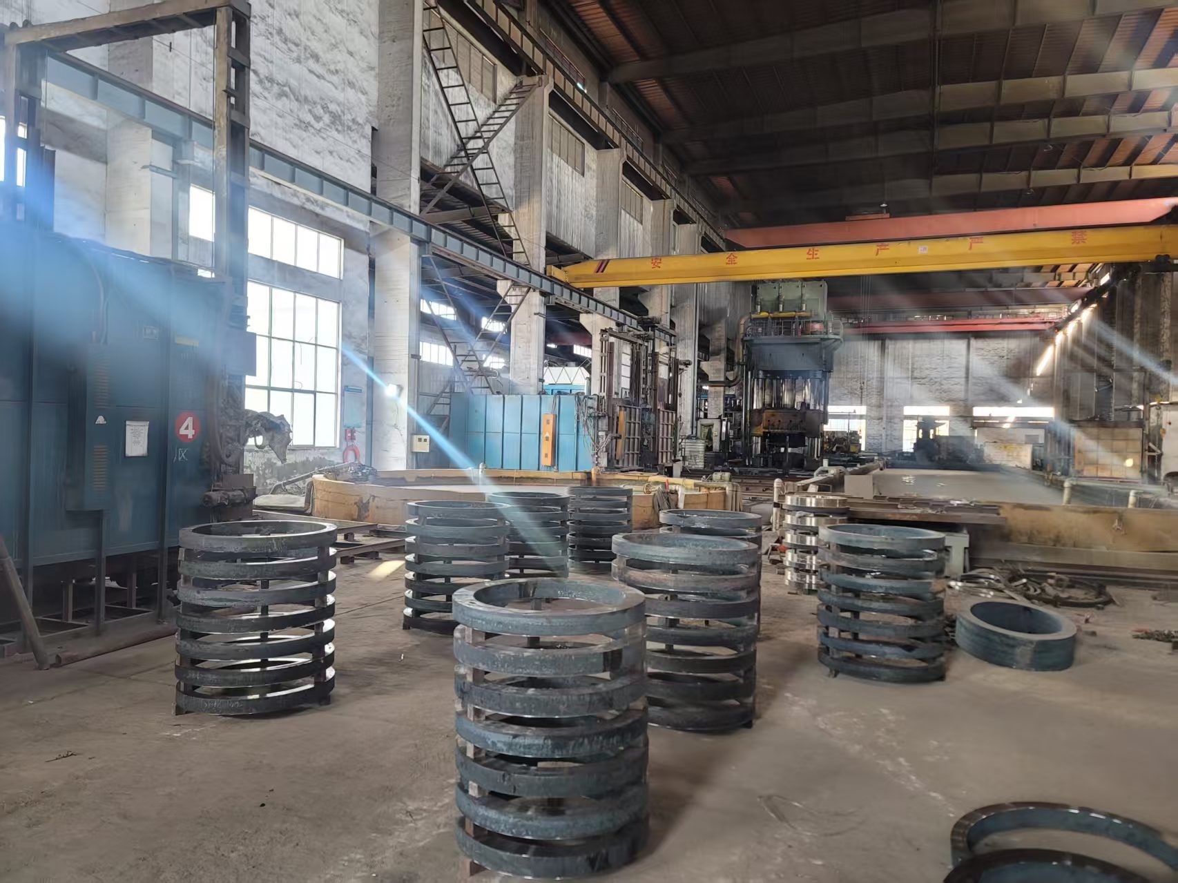 江蘇鍛造環(huán)鍛廠 鍛造廠加工定制 鍛造法蘭工廠 環(huán)形鍛件機械加工制造 