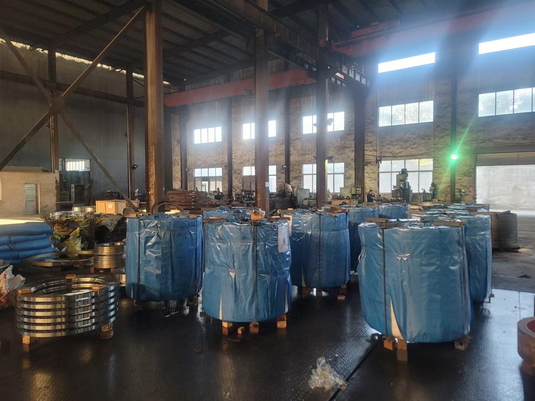 客戶定制端蓋法蘭 工程機(jī)械鍛造法蘭成品