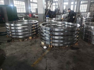 環(huán)類鍛件工廠 出口廠家 齒圈鍛件 化工環(huán)形鍛件 車輪鍛件 定制機械鍛件 鏈輪鍛件 鋼筒鍛件